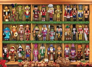 Nutcracker Christmas palapeli (Pähkinänsärkijät) on 1000 palan palapeli, jonka valmistaa Eurographics. Eurographicsin palapelit on leikattu SmartCut-tekniikalla. Eli palat ovat monimuotoisia ja yksilöllisiä