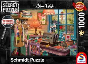 In the Sewing room -palapeli on Secret Puzzle -sarjan Ompelijan huone, jossa on 1000 palaa. Koko 69.3 x 49.3 cm. Schmidt Spiele.