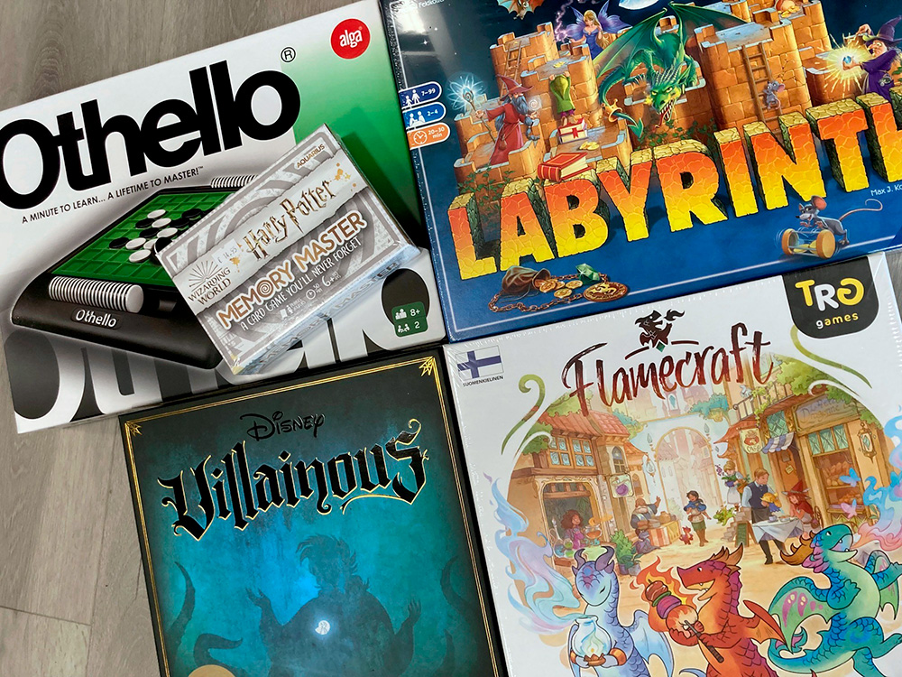 lautapelit ja korttipelit Pienestä Harrastepuodista