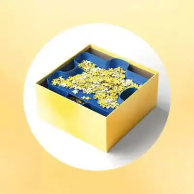 Ravensburger palapelin lajittelulaatikot 8 kappaletta. Palapelitarvikkeet