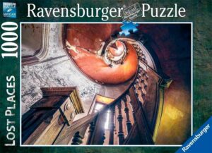 Lost Places Oak Spiral palapeli 1000 palaa on valokuva hylätystä talosta ja sen tammisesta portaikosta.