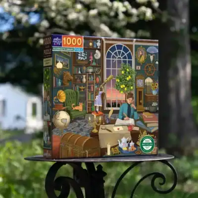 Eeboo Alchemist's Library palapeli eli Alkemistin kirjasto on Eeboon 1000 palan palapeli.