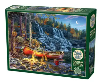 Waterfall Camp -palapeli vie luonnon keskelle, jossa vaikuttava vesiputous, kirkasvetinen järvi ja metsän rauha luovat elämyksellisen maiseman.