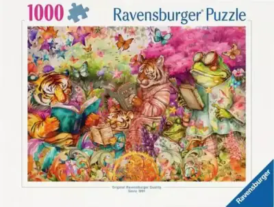 Ravensburger Book Club on 1000 palan palapeli kaikille kirjojen ja rauhallisten harrastusten ystäville. Kuvittaja Jena Dellagrottaglia