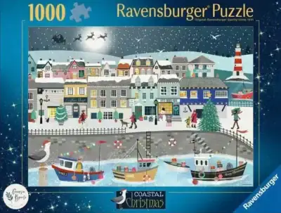 Ravensburger Coastal Christmas palapeli 1000 palaa tuo joulun tunnelman rantakylään. Kuvitus Georgia Breeze