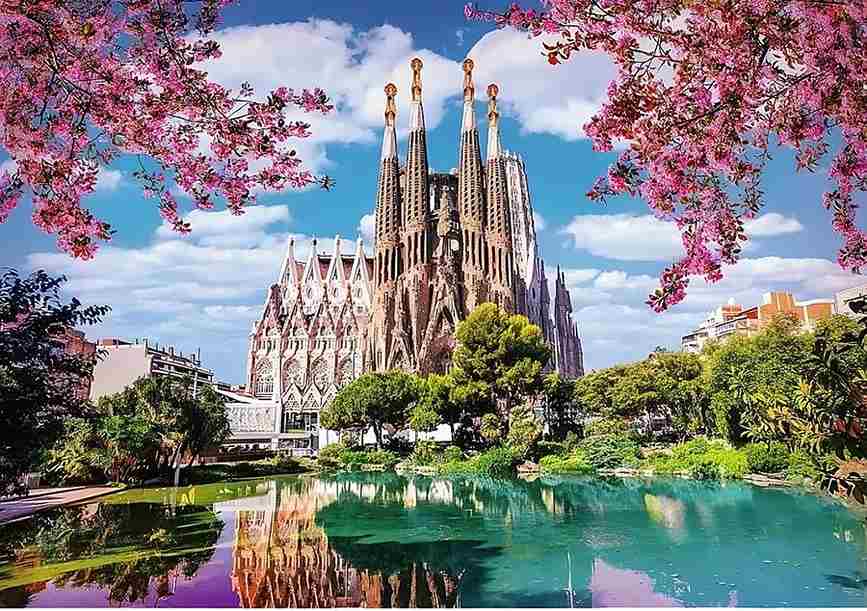 Trefl Premium Plus: Sagrada Família Barcelona palapeli 1000 palaa kaupunki maisema palapeli